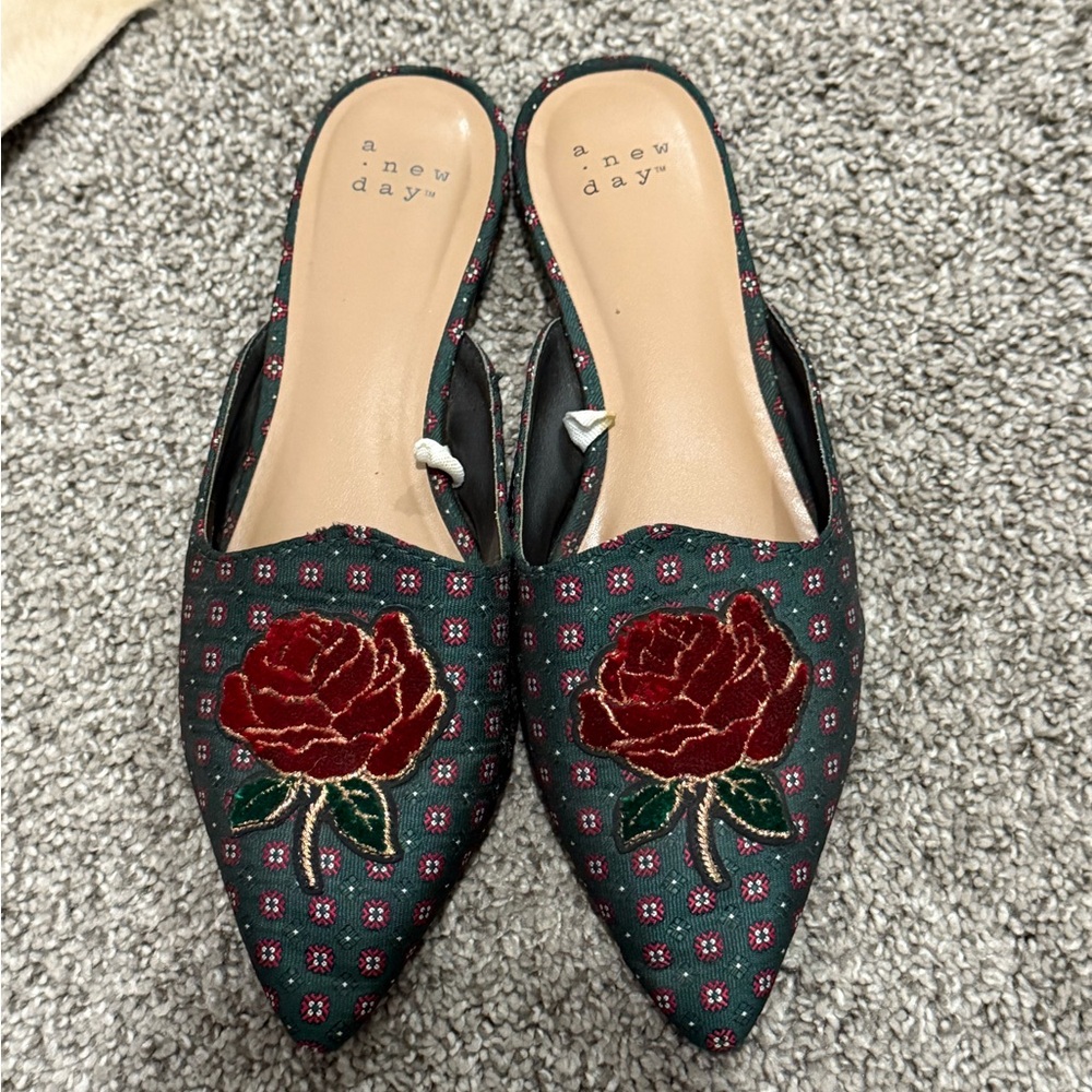 A New Day Women's Black and Red Floral Mules